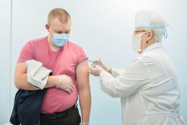 Фото 200 доброрублей начислят жителям Нижегородской области за вакцинацию против COVID-19 - Новости Живем в Нижнем