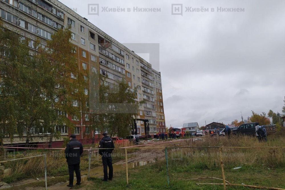 Два подъезда дома на ул. Гайдара в Нижнем Новгороде оцеплены
