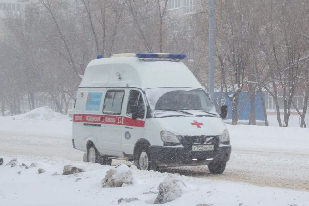 Автомобиль «ГАЗ» сбил двух пожилых пешеходов в Ленинском районе
