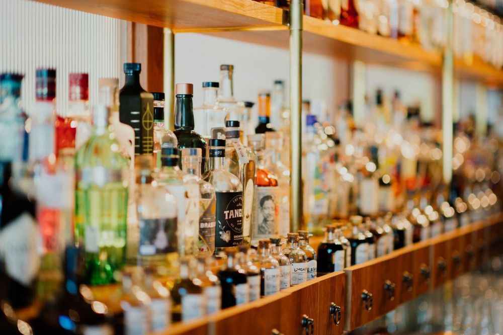 Ограничение на продажу алкоголя отменили в Мулине и Новосмолинском