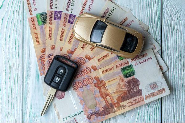 Нижегородец лишился 800 тысяч рублей при покупке авто из-за мошенника 