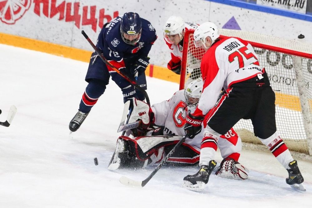 Нижегородский МХК «Чайка» одержал первую победу над «Спутником» в плей-офф МХЛ