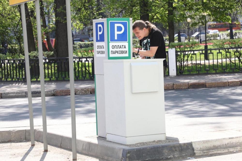 Абонемент на парковку в Нижнем Новгороде предлагают купить за 96 тысяч рублей
