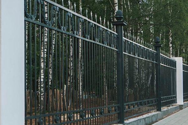 Фото Восстановление ограды парка «Швейцария» завершается в Нижнем Новгороде - Новости Живем в Нижнем