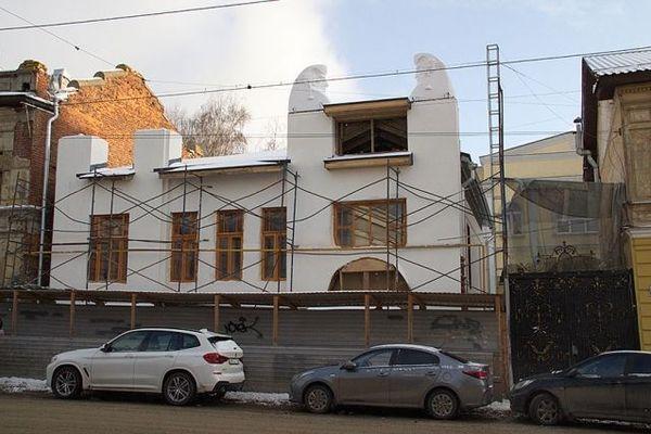 Реставрацию «Шахматного дома» приостановили в Нижнем Новгороде