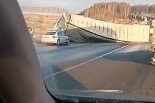 ДТП с участием грузовика произошло в Нижегородской области ранним утром 7 апреля 