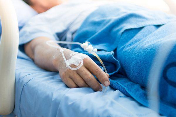 Больница строгого режима: как сотрудники ГКБ №33 издевались над 81-летним пенсионером с подозрением на инсульт