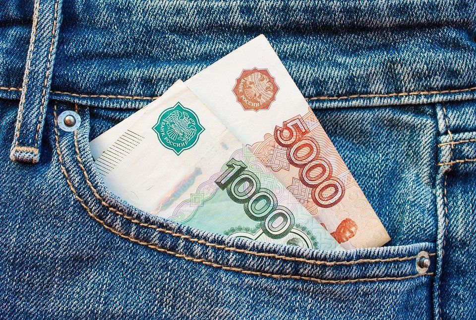 Вакансии с зарплатой 200-500 тысяч рублей предлагают нижегородские работодатели