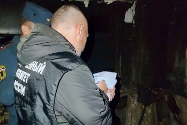 Жителя Володарского района осудили за гибель супружеской пары на пожаре 