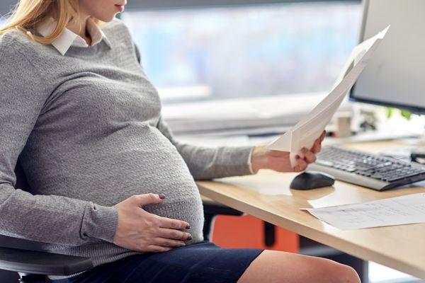 Режим самоизоляции для беременных нижегородок продлится до конца лета