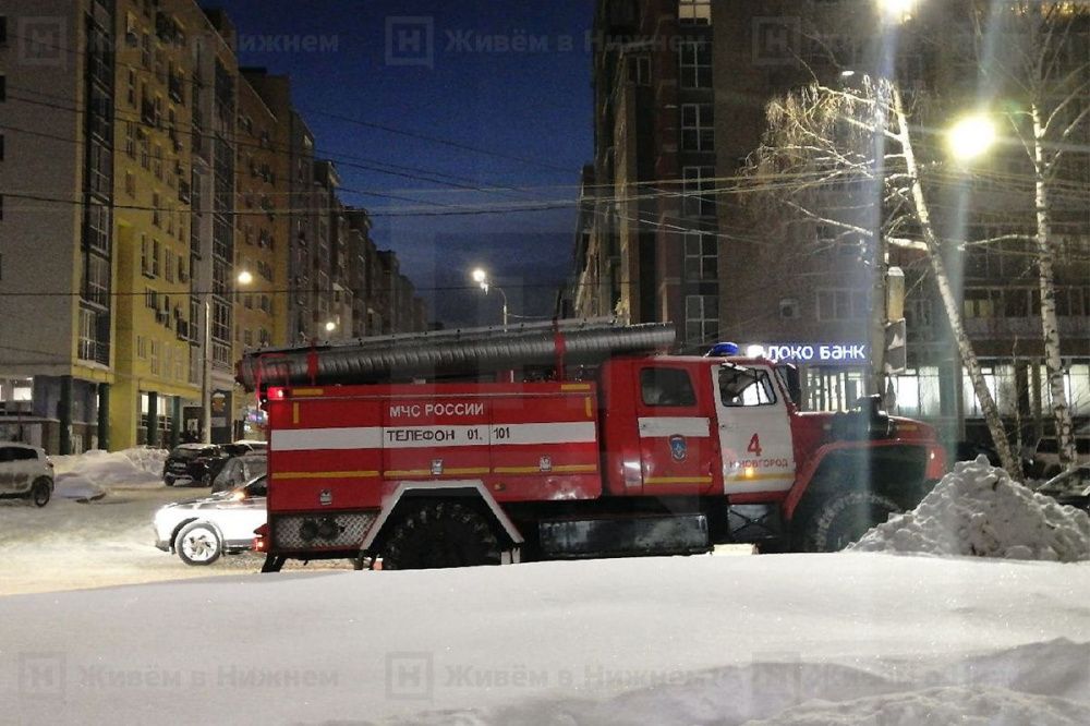 Пятиэтажный дом загорелся в Нижнем Новгороде 25 января