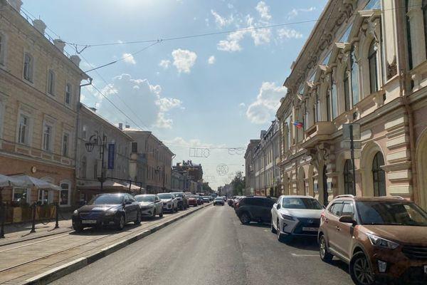 Фото Брусчатку и ограждение отремонтировали на улице Рождественской в Нижнем Новгороде - Новости Живем в Нижнем