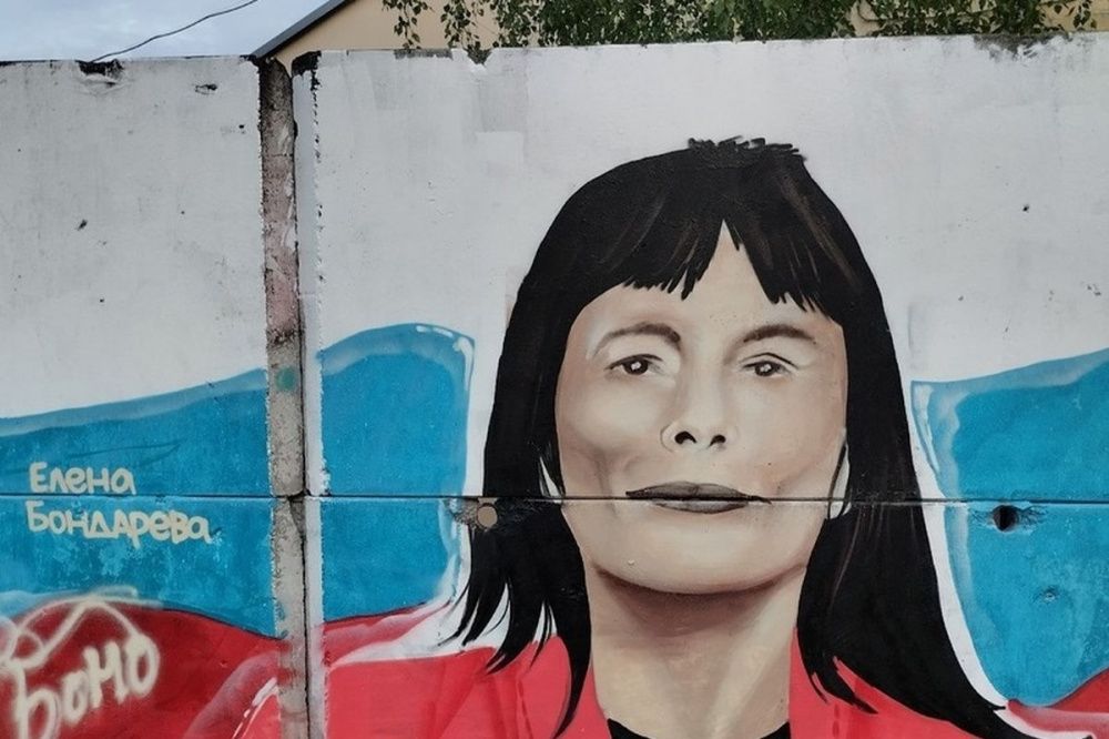 Портреты спортсменов на стене стадиона «Капролактамовец» удивили нижегородцев