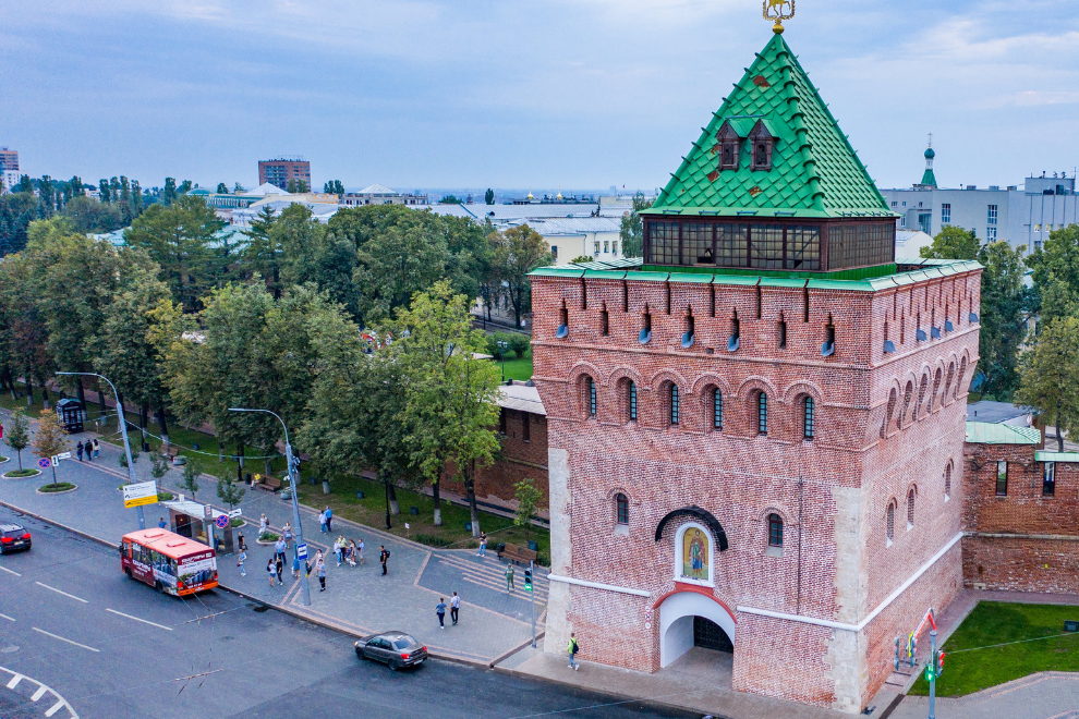 Нижегородцы смогут посетить кольцевые экскурсии по стенам кремля в апреле