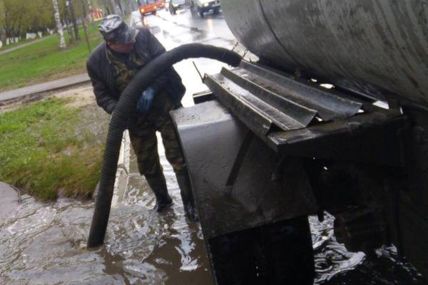 Более тысячи кубометров воды откачали на дорогах Сормовского района в Нижнем Новгороде