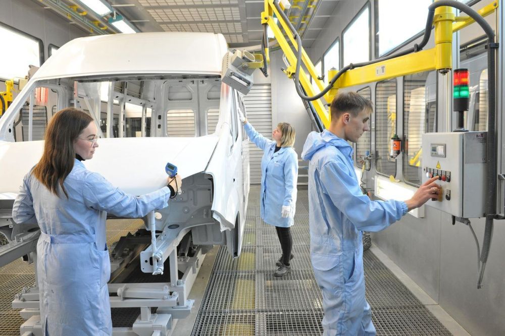 Соцпакет и карьерный рост: ГАЗ набирает рабочих 