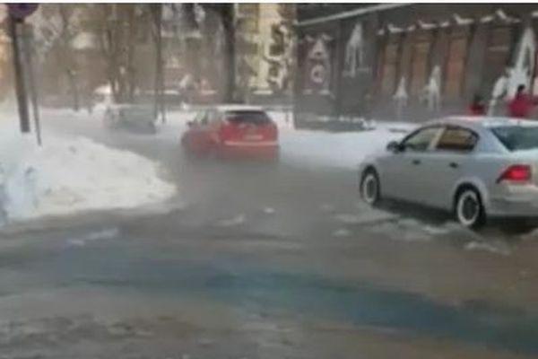 Коммунальная авария произошла в центре Нижнего Новгорода 7 февраля 2021