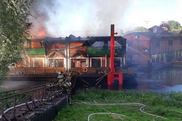 Фото Неисправность отопительных печей стала причиной пожара на Гребном канале - Новости Живем в Нижнем