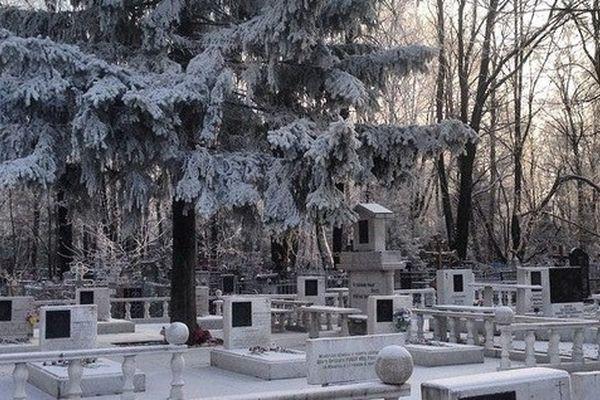 Фото Почти 5 млн рублей планируют потратить на создание туалетов на кладбищах Нижнего Новгорода - Новости Живем в Нижнем