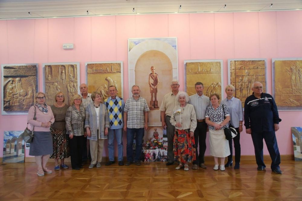 Выставка Татьяны и Александра Холуевых «Два начала» откроется в Нижнем Новгороде