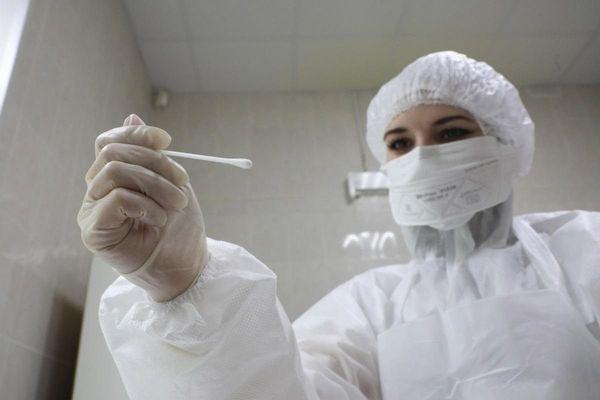 335 нижегородцев заразились COVID-19 за минувшие сутки