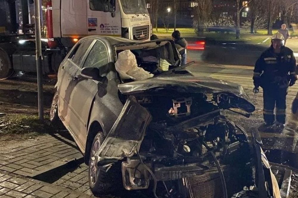 Водитель «Фольксвагена» погиб в ДТП с грузовиком в Нижнем Новгороде 10 ноября