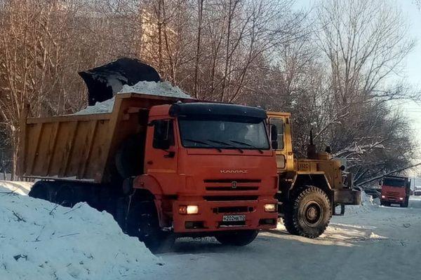 20 тысяч кубометров снега убрали с улиц Нижнего Новгорода за сутки
