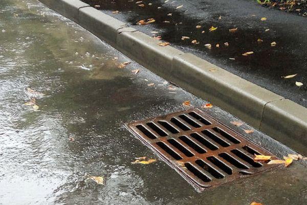 Нижегородцы пожаловались на обустройство ливневых канализаций в центре города