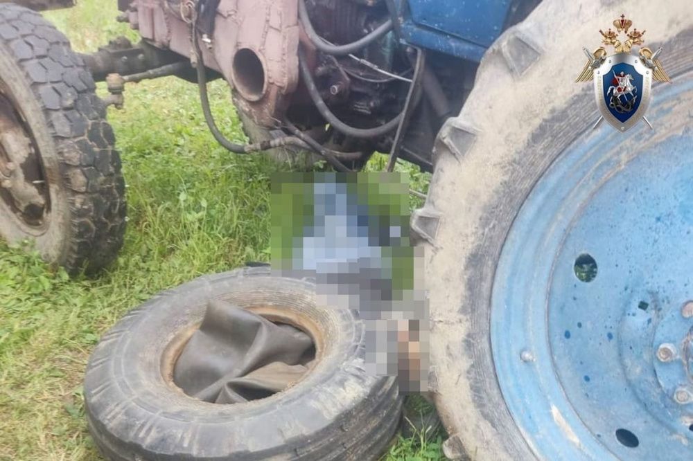 Двое нижегородцев получили смертельные травмы при ремонте трактора