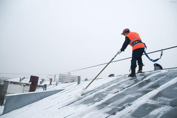 Фото Нижегородская ГЖИ провела почти 8000 проверок качества уборки крыш в феврале - Новости Живем в Нижнем