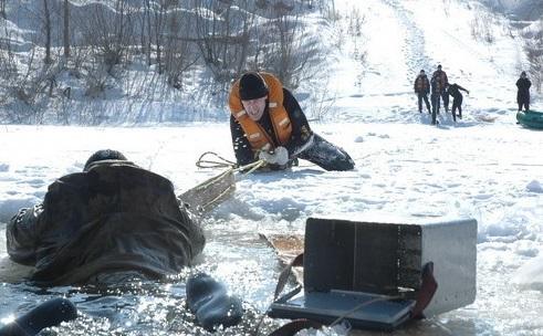 Фото Два человека погибли, провалившись под лед в Нижегородской области - Новости Живем в Нижнем