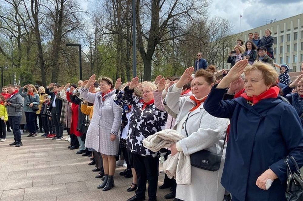 Линейка в честь 100-летия пионерии прошла в Нижегородском кремле 15 мая