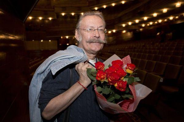 Актер Александр Самойлов скончался от коронавируса