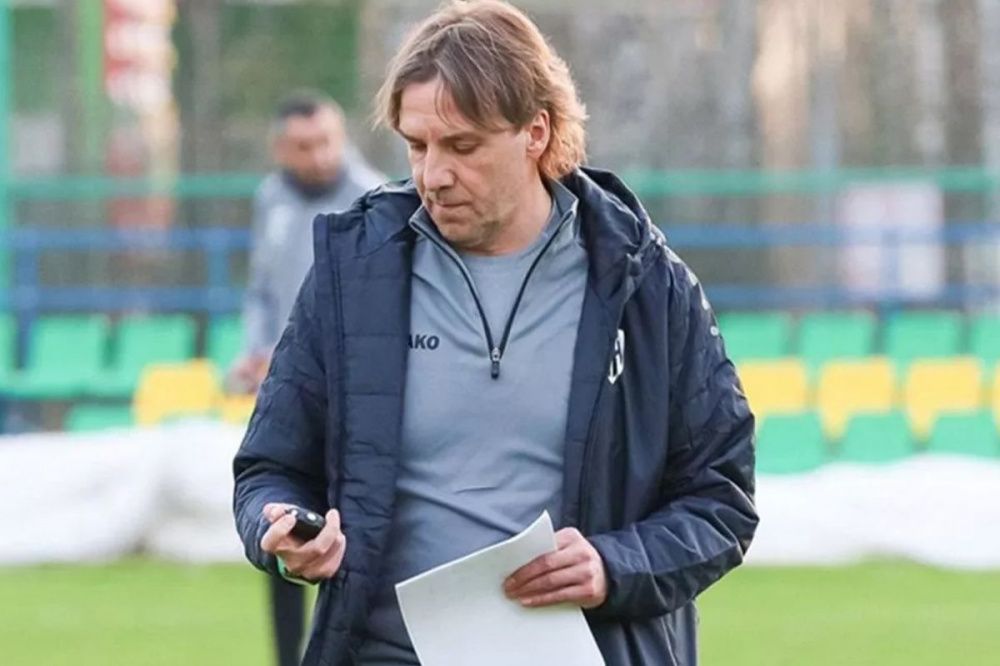 Полузащитник «Пари НН» Трошечкин дал характеристику тренеру Сергею Юрану