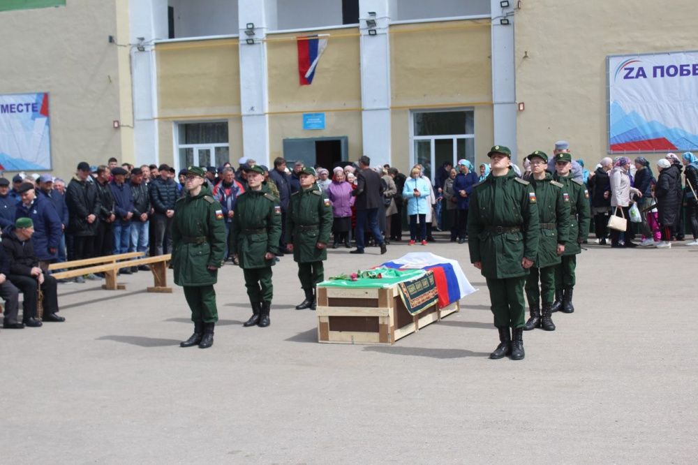 Фото Погибшего на Украине Шамиля Гаязетдинова похоронили в Нижегородской области 22 мая - Новости Живем в Нижнем