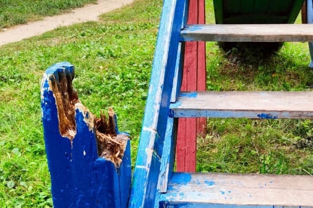 ОНФ обнаружил более 60 небезопасных детских площадок в Нижегородской области