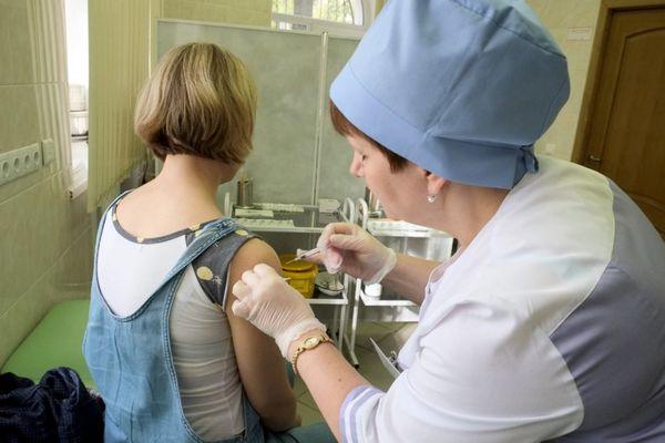 Пункты вакцинации вне поликлиник могут открыть в Нижегородской области