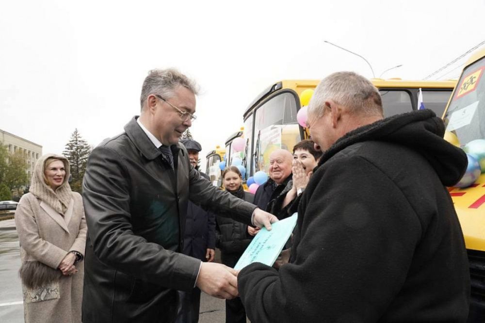 39 автобусов «Газель NEXT Citiline» и ПАЗ получили школы Ставропольского края