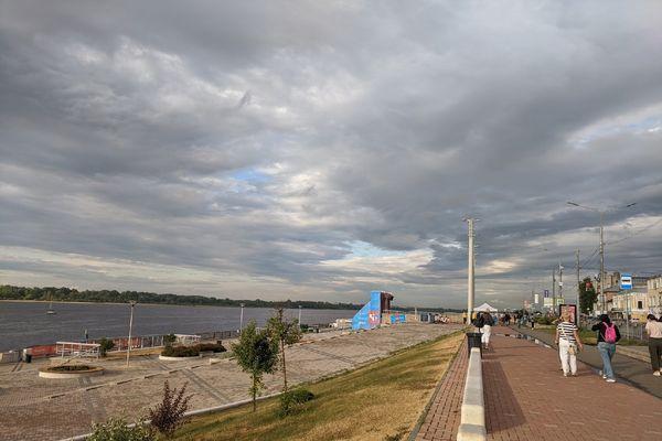 18 протоколов за курение кальянов на Нижне-Волжской набережной составили в Нижнем Новгороде