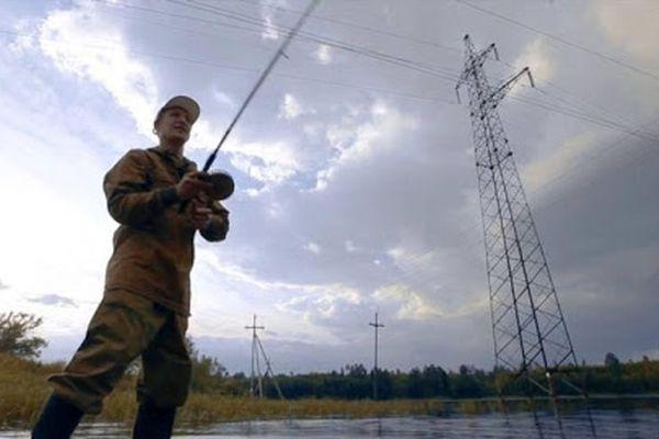 Фото В «Нижновэнерго» предупредили нижегородцев об опасности рыбалки около ЛЭП - Новости Живем в Нижнем
