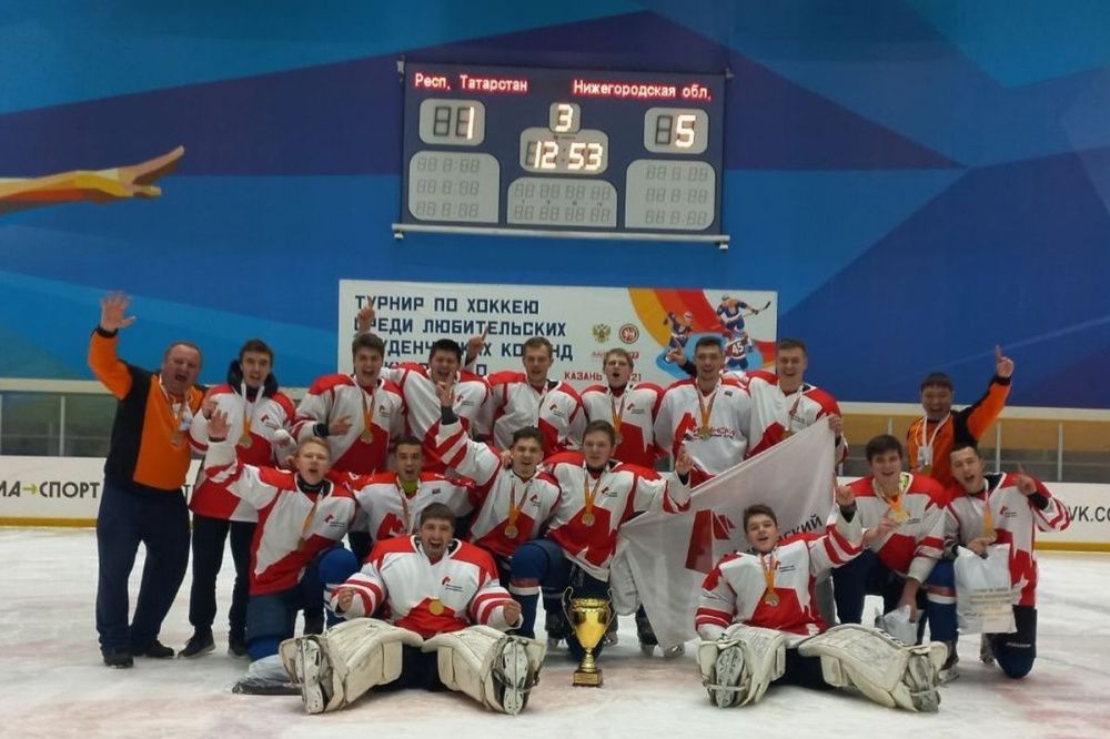 Команда нижегородских студентов взяла кубок ПФО по хоккею