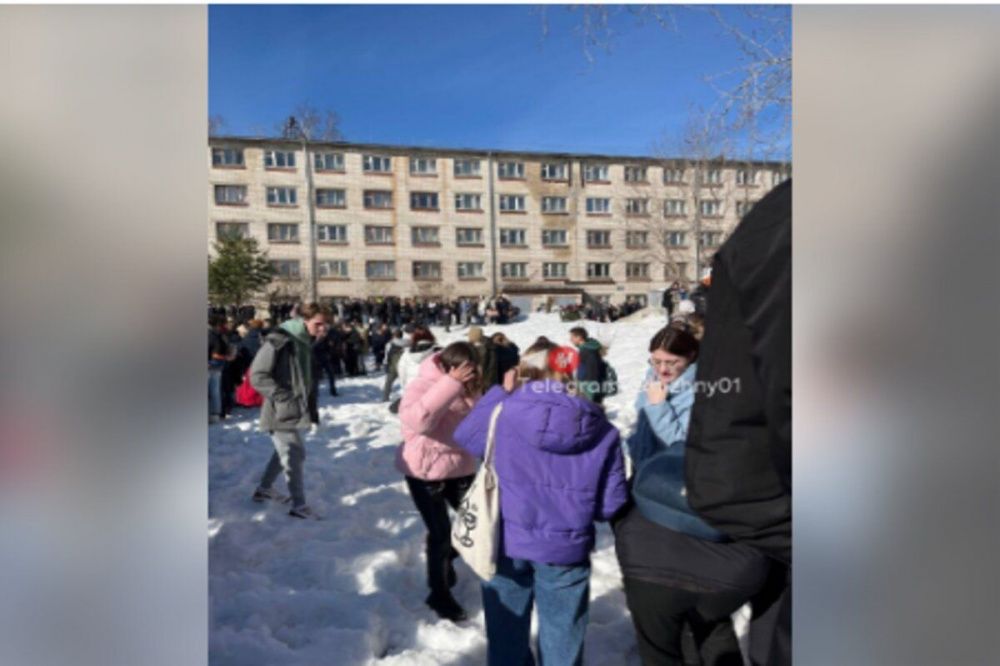 Массовая эвакуация из техникумов прошла в Нижегородской области 22 марта