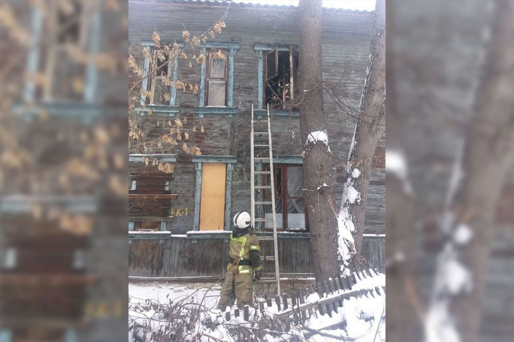 15 человек эвакуировали из дома на Усиевича 4 декабря из-за пожара в квартире