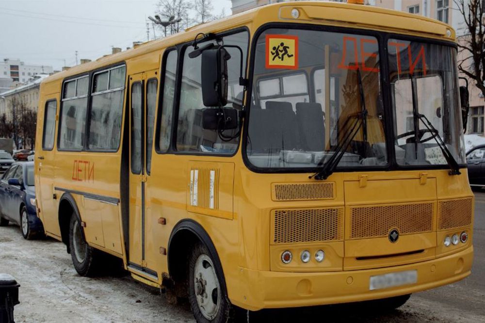 ЗСНО поддержало идею бесплатного проезда школьных автобусов по платным трассам