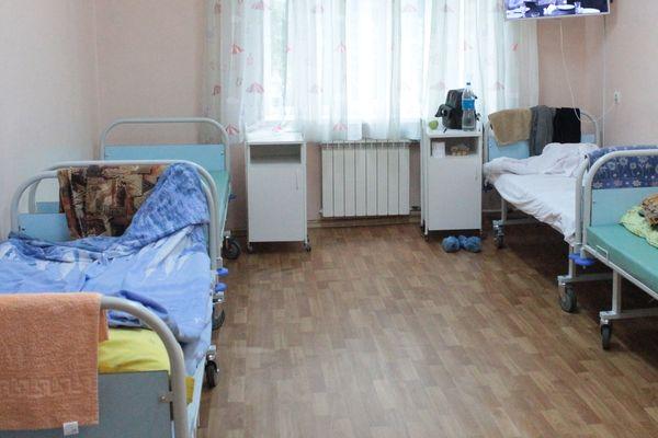 Карантин по коронавирусу ввели в двух больницах Нижегородской области 
