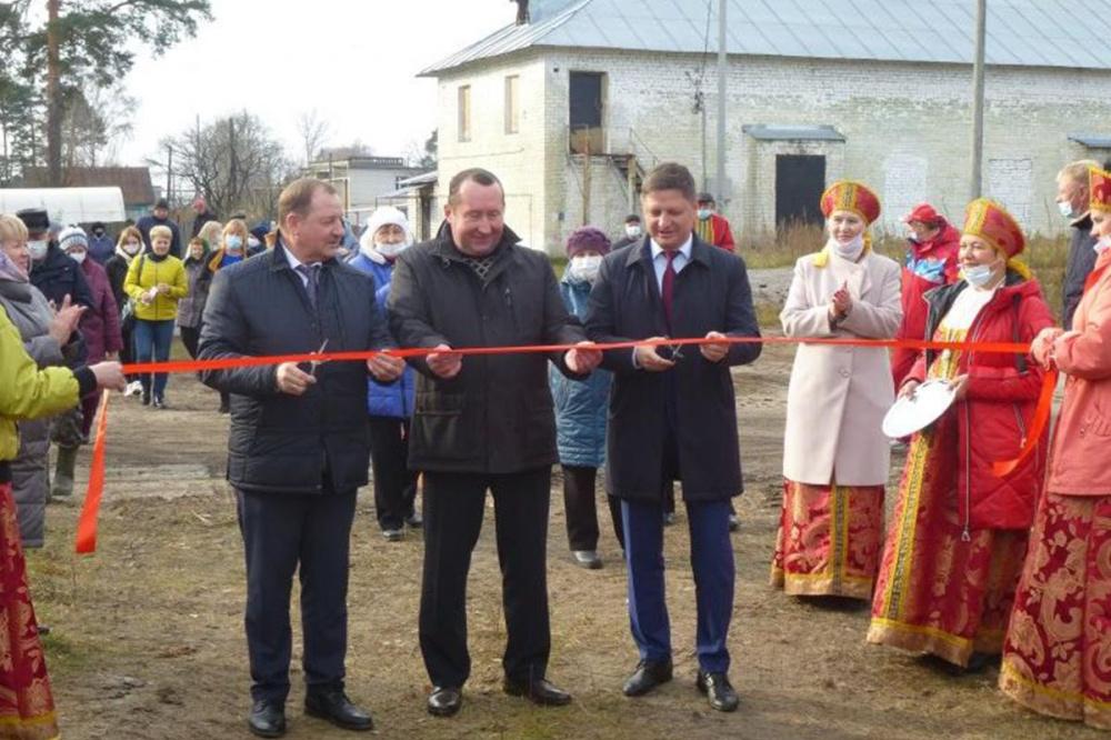 Магистральный водопровод запустили в поселке Ильино Володарского района