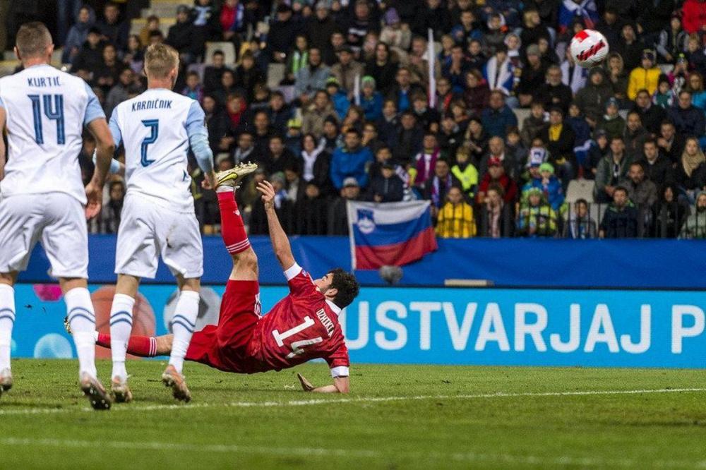 Сборная России по футболу обыграла Словению
