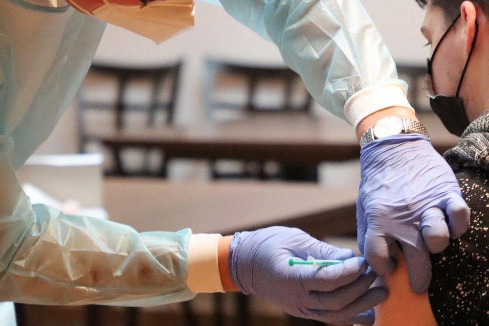 Фото Нижегородцы с ВИЧ могут вакцинироваться от COVID-19 2 ноября - Новости Живем в Нижнем
