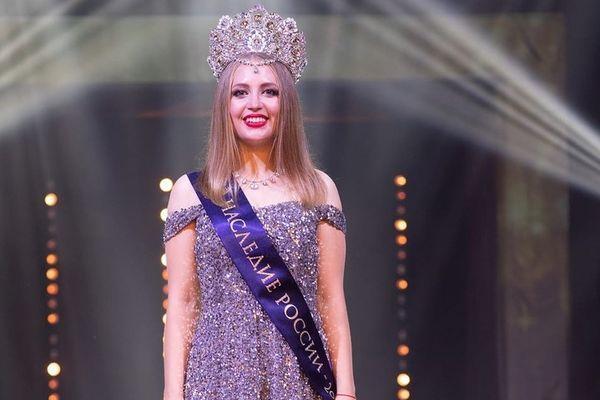 Надежда Пряничникова из Нижнего Новгорода стала победительницей Российского фестиваля туризма и красоты 