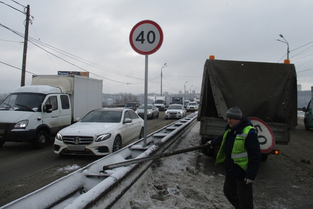 Фото Скорость движения по Мызинскому мосту в Нижнем Новгороде снизили до 40 км/ч - Новости Живем в Нижнем